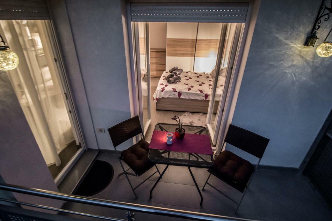 Sunny Point Apartment โรวีน ภายนอก รูปภาพ